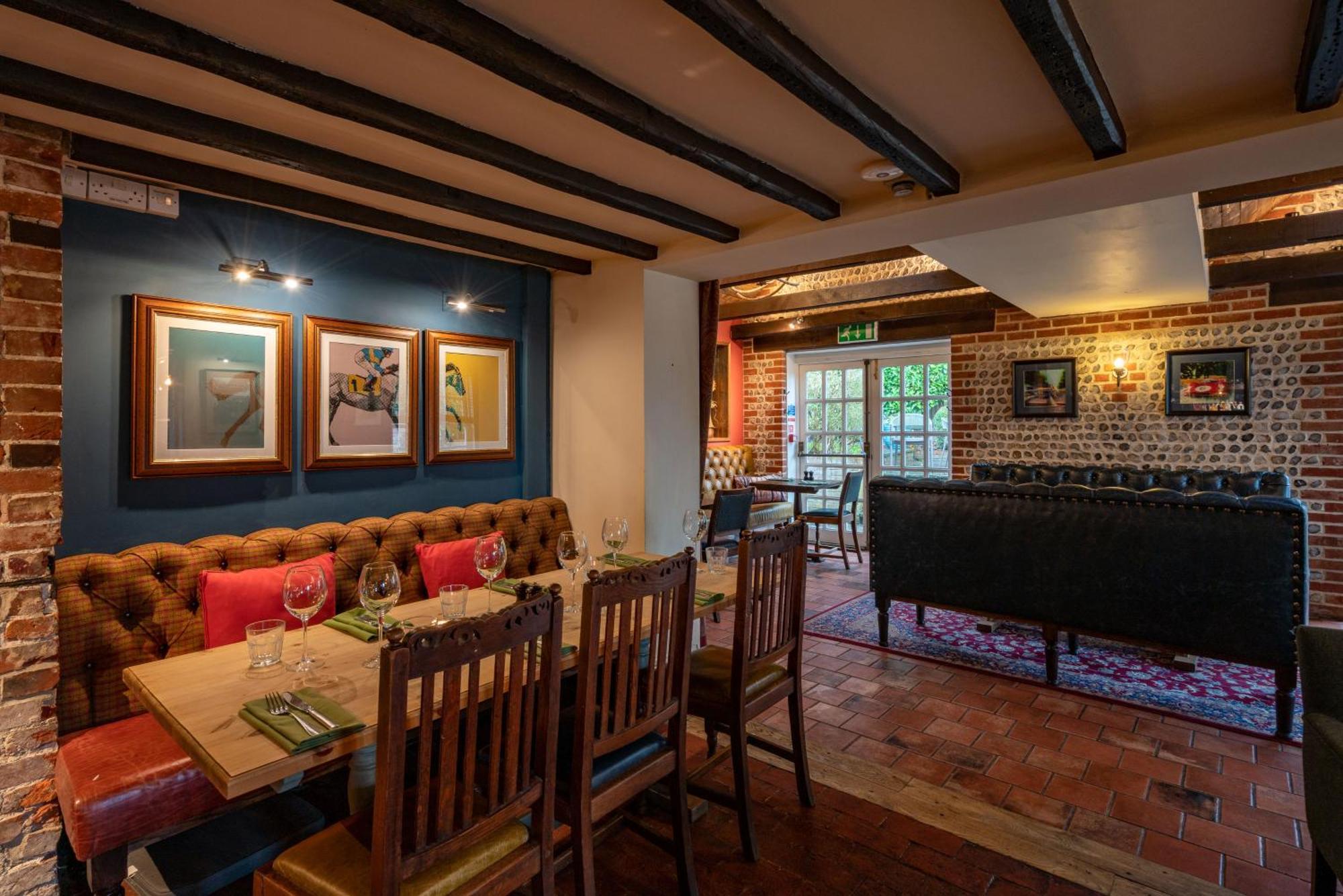 The Royal Oak Inn 치체스터 외부 사진